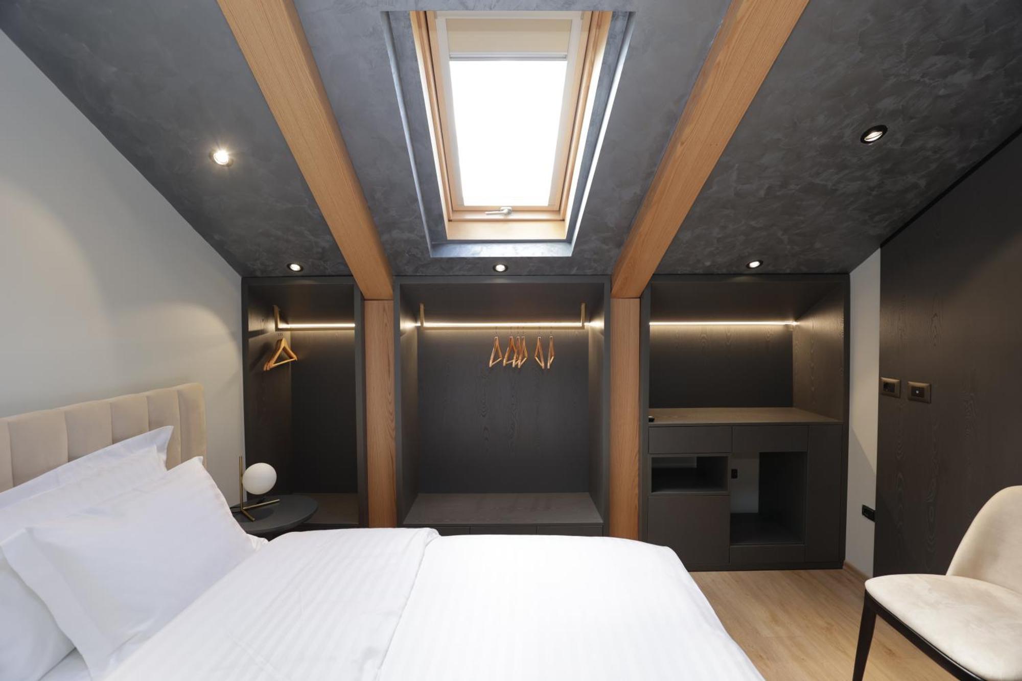 Gremmy Boutique Hotel Tirana Exterior photo