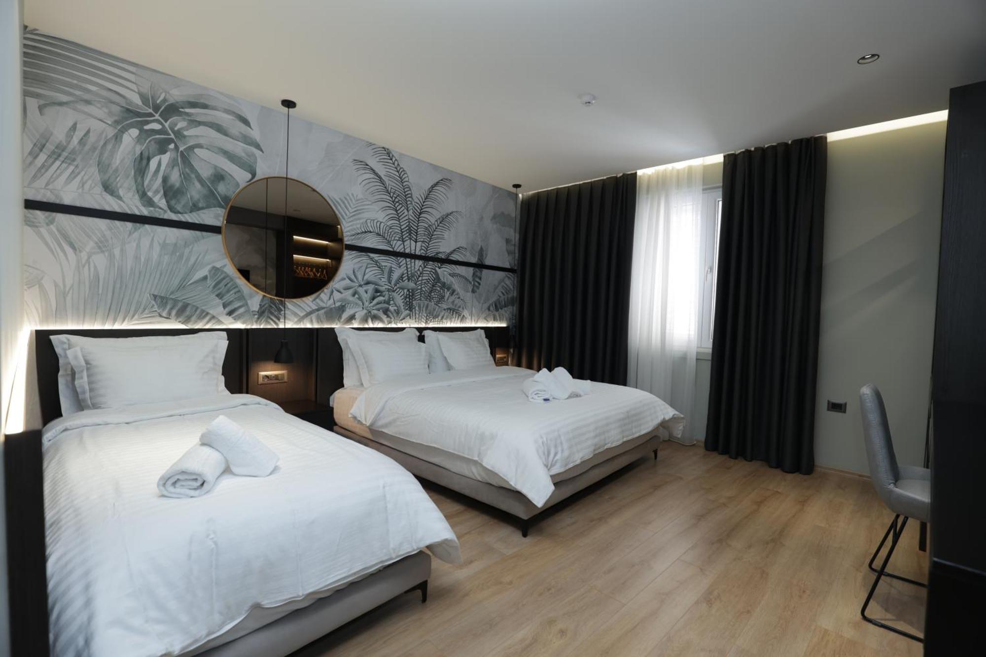Gremmy Boutique Hotel Tirana Exterior photo